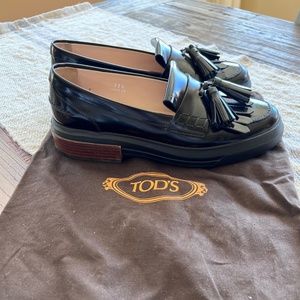 TOD'S Patent Leather Loafers